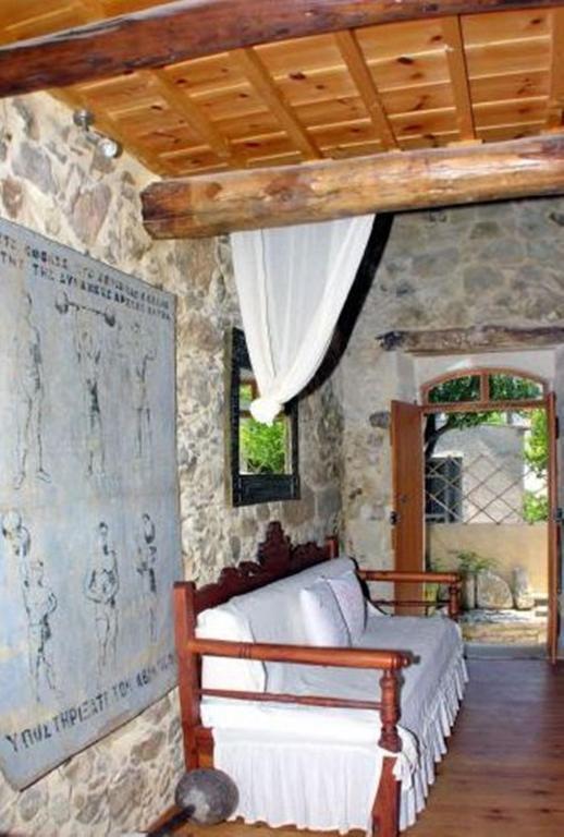 Kouriton House Guest House Margarítai Room photo